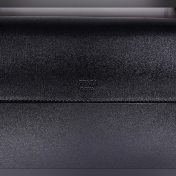 ❌️❌️SOLD❌️❌️AU18❤️ FENDI Vitello Century Opaco F Fendi Shoulder Bag - Picture 7 of 15